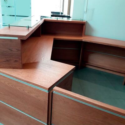 Mesón de recepción para departamento de salud de la Municipalidad de La Florida